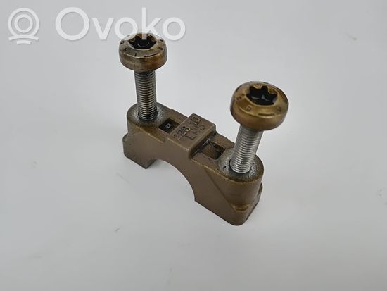 BMW 7 F01 F02 F03 F04 Camshaft holder LA5