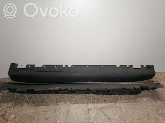 BMW X5 E70 Sill