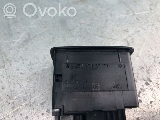 Mercedes-Benz GL X164 Tailgate opening switch A2518201210
