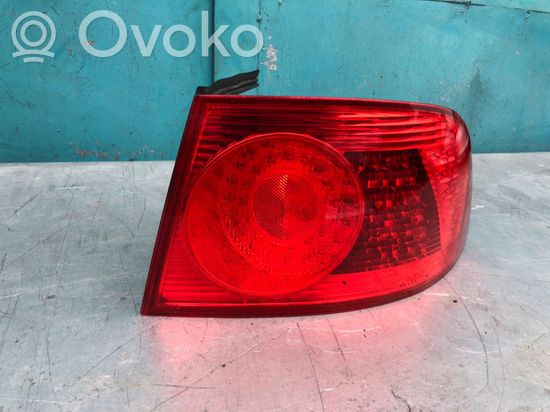 Volkswagen Phaeton Rear/tail lights