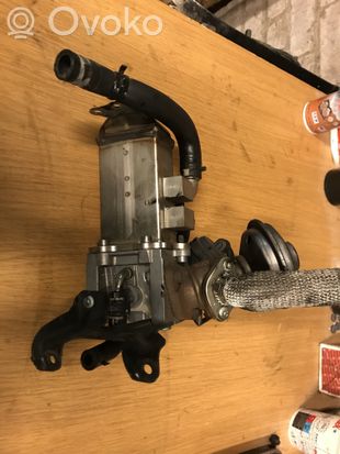 Audi A6 S6 C6 4F Oil filter mounting bracket