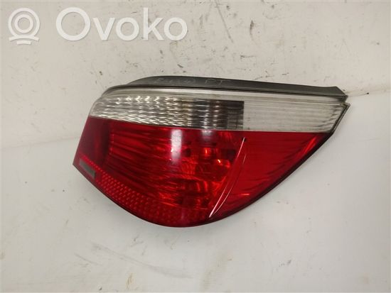 BMW 5 E60 E61 Rear/tail lights 6910768