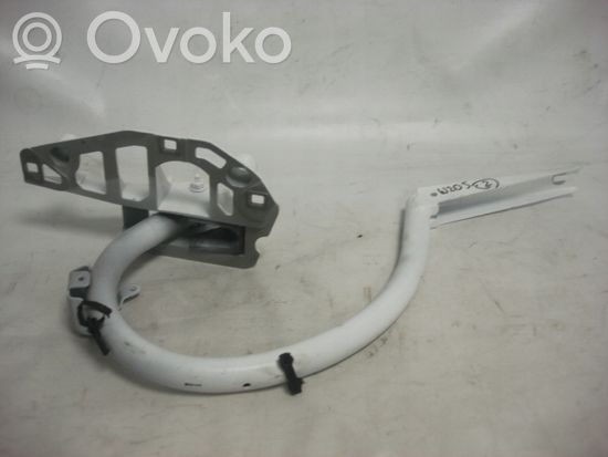 Mercedes-Benz C W205 Tailgate/trunk/boot hinge
