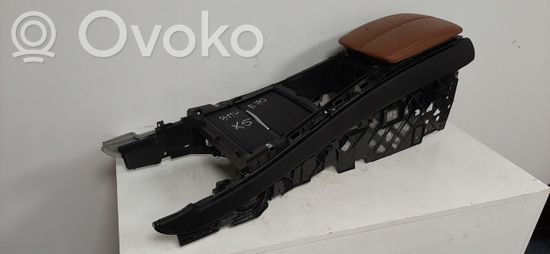 BMW X5 E70 Center console