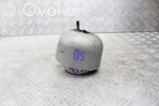 Volkswagen PASSAT B5 Engine mount bracket