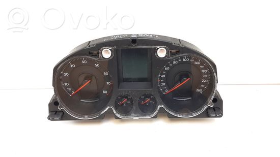Volkswagen PASSAT B6 Speedometer (instrument cluster) 3C0920871D