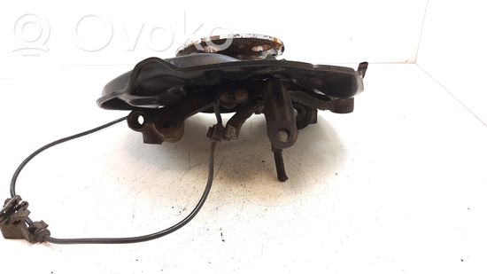 Mercedes-Benz C W203 Rear wheel hub A2030505