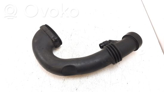 BMW X3 E83 Air intake duct part 7786127
