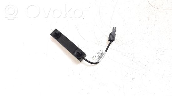 Mercedes-Benz E W212 Aerial antenna amplifier A2128703789