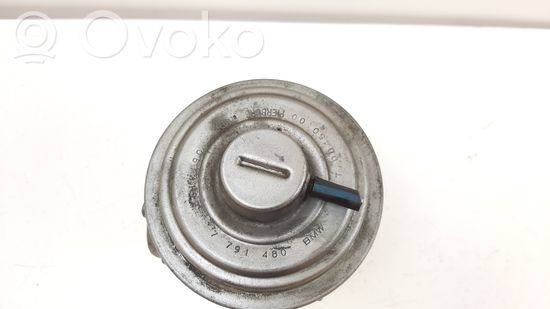 BMW 5 E60 E61 EGR valve 70045000 7791480