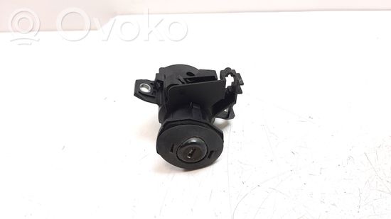 BMW 3 E92 E93 Tailgate exterior lock 7167321