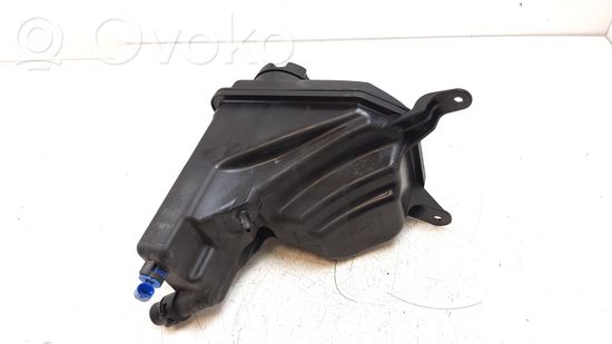 BMW 3 E90 E91 Coolant expansion tank/reservoir 7607482