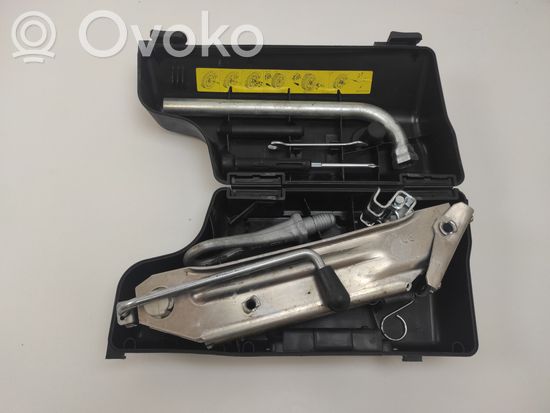 Audi A4 S4 B7 8E 8H Tool set 4B9010149F 4B9012113