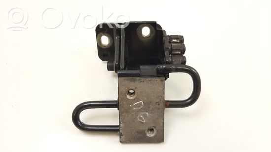 Audi A8 S8 D3 4E Rear door lower hinge 4E0833412B