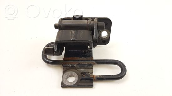 Audi A8 S8 D3 4E Front door lower hinge 4E0831412A
