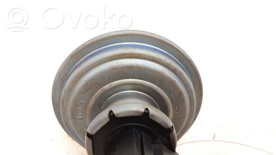 BMW 5 E60 E61 EGR valve 70068412 7801942