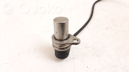 BMW 7 E32 Camshaft position sensor 0261210035