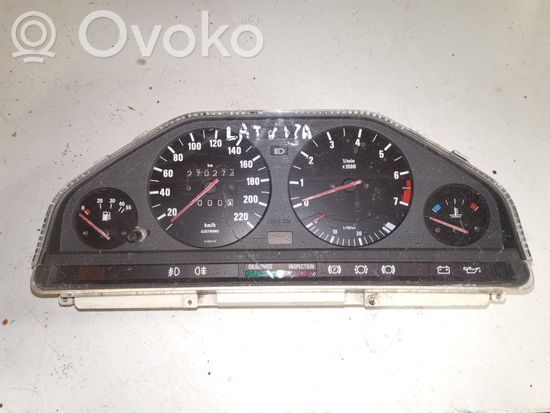 BMW 3 E30 Speedometer (instrument cluster) 87001143 87001150
