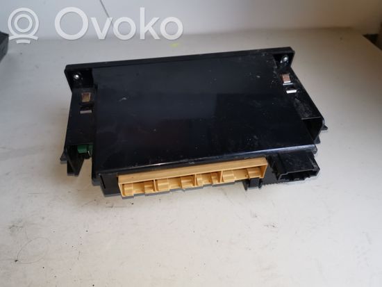 Audi A4 S4 B5 8D Climate control unit 8D0820043N