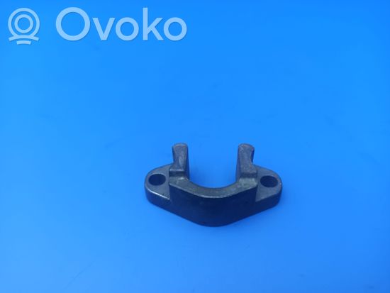 BMW 7 E65 E66 Fuel Injector clamp holder BMWE65E66