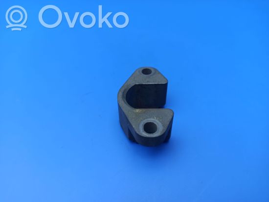 BMW 7 E65 E66 Fuel Injector clamp holder BMWE65E66