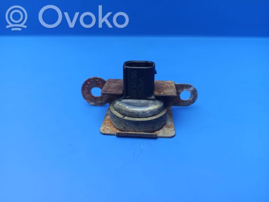 BMW 7 E65 E66 ESP acceleration yaw rate sensor 6752865 2126A