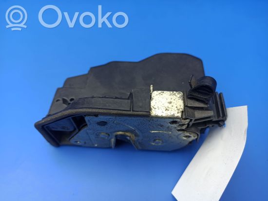BMW 7 E65 E66 Front door lock 7167078