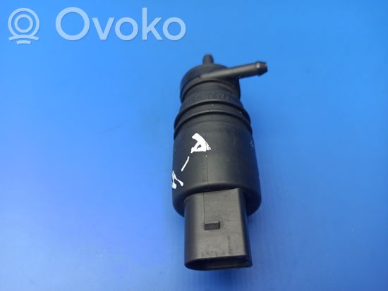 BMW 3 E46 Windscreen/windshield washer pump 8362154