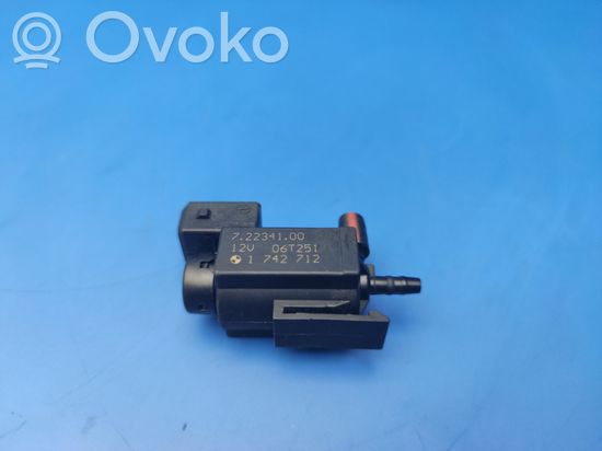 BMW 7 E65 E66 Turbo solenoid valve 1742712 72234100
