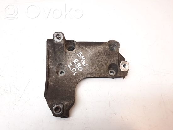 BMW 3 E90 E91 A/C compressor mount bracket 7505980