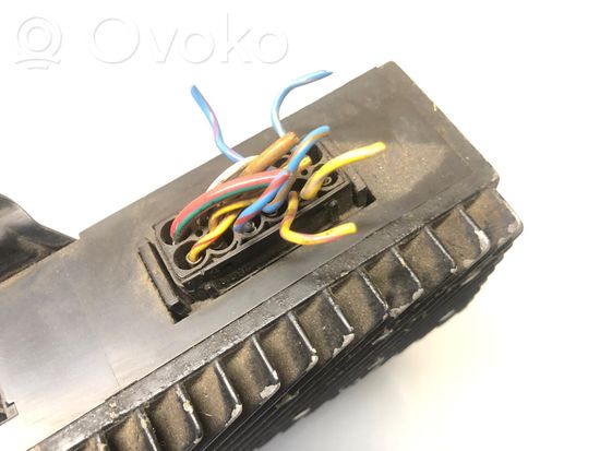 BMW 7 E38 Sound amplifier 8360760 085660058