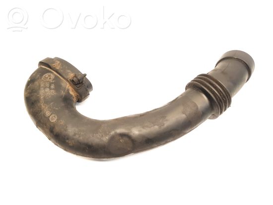 BMW 5 E39 Intercooler hose/pipe 7786002
