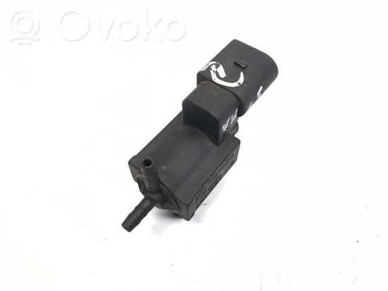 Volkswagen Golf V Turbo solenoid valve 037906283C