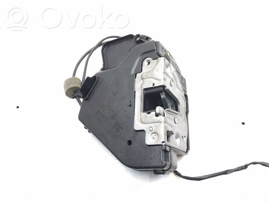Mercedes-Benz E W211 Rear door lock A2117300535 K1227