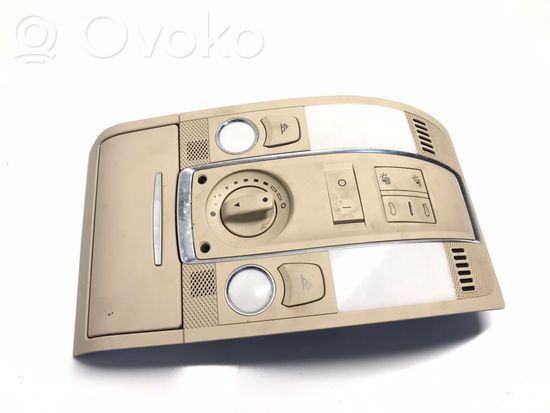 Audi Q7 4L Front seat light 4L0947135P K918