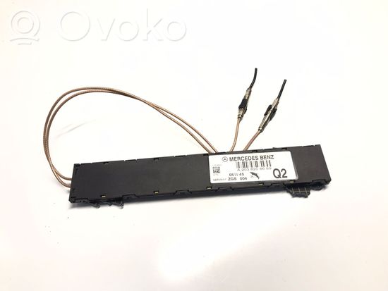 Mercedes-Benz C W203 Aerial antenna amplifier A2038208689 2038208689 K1025