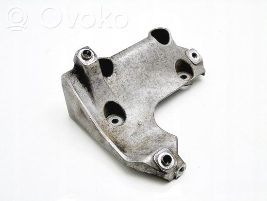 BMW 3 E90 E91 Engine mounting bracket 7505980