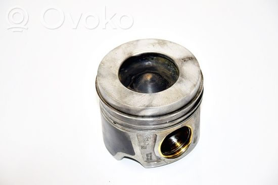 Audi A8 S8 D5 Piston 0830B8R2