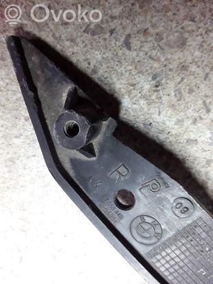 BMW 3 E90 E91 Fender mounting bracket 7058448