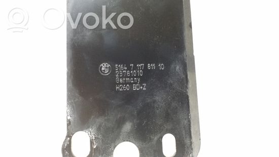 BMW 3 E90 E91 Radiator mount bracket 5164711781110 711781110 23781010