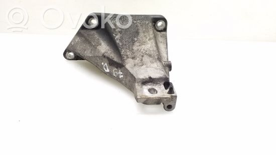 BMW 3 E90 E91 Engine mounting bracket 6786692 13807410