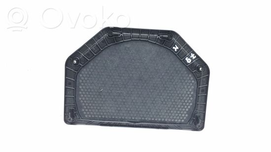 BMW 3 E90 E91 Subwoofer grill/trim 6925337