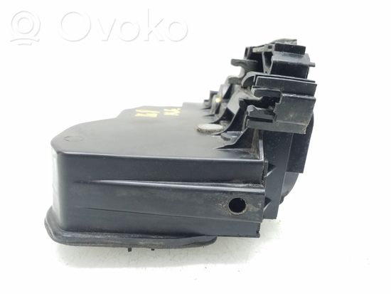 BMW 1 E81 E87 Rear door lock 7202147