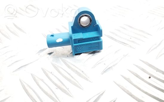 Audi Q3 8U Airbag deployment crash/impact sensor 5K0959351A
