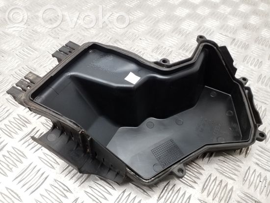 Audi A6 S6 C6 4F Fuse box cover 4F1937576B