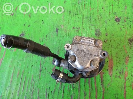 Audi A4 S4 B5 8D Power steering pump