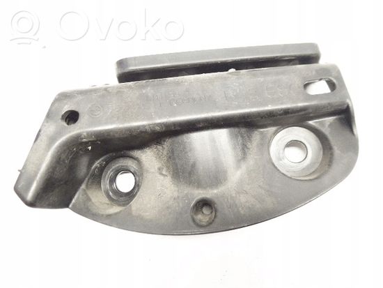 BMW 3 E90 E91 Rear bumper mounting bracket 7118194
