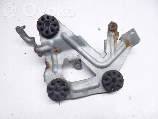 BMW 3 E90 E91 ABS pump bracket 6762468