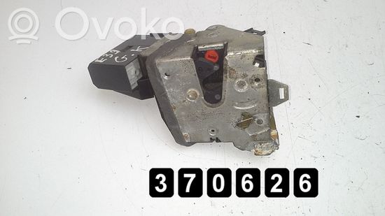 BMW 5 E39 Front door lock 8352165 8352165