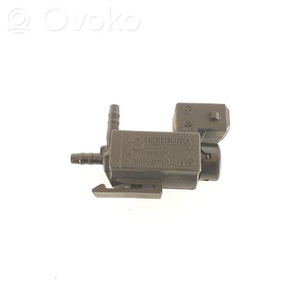 BMW X5 E70 Vacuum valve 70231800